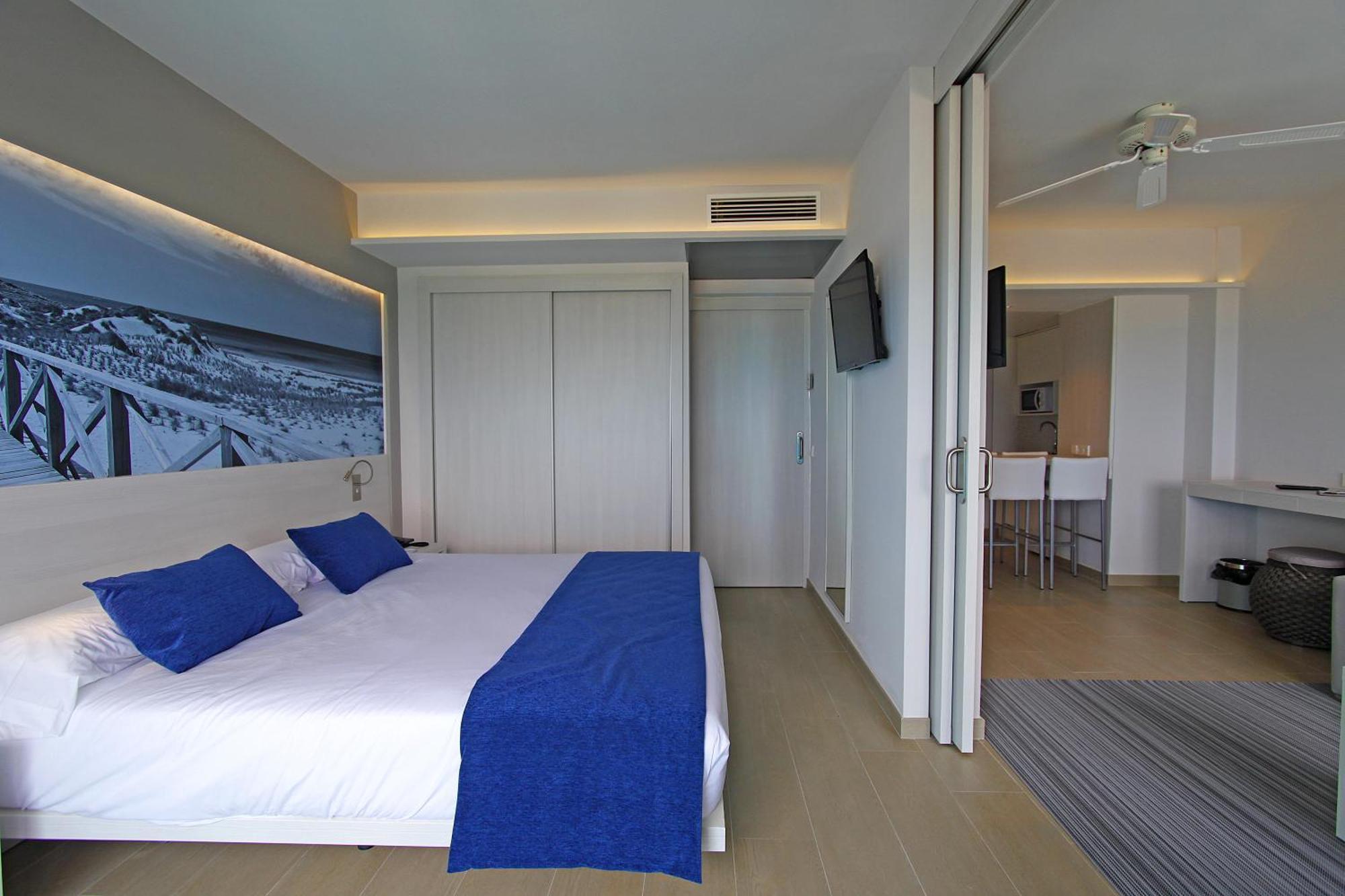 Apartment mit 1 Schlafzimmer (2 Erwachsene + 2 Kinder)