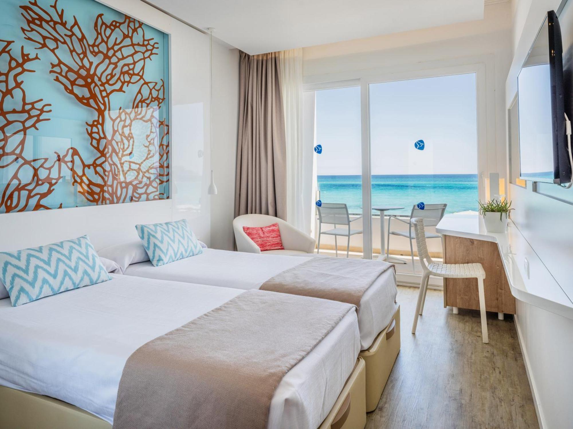 Twin Room Sea View